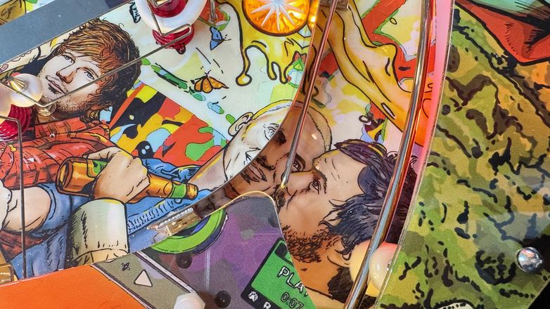 Ed-Sheeran-Flipper, Spielfeld-Collage