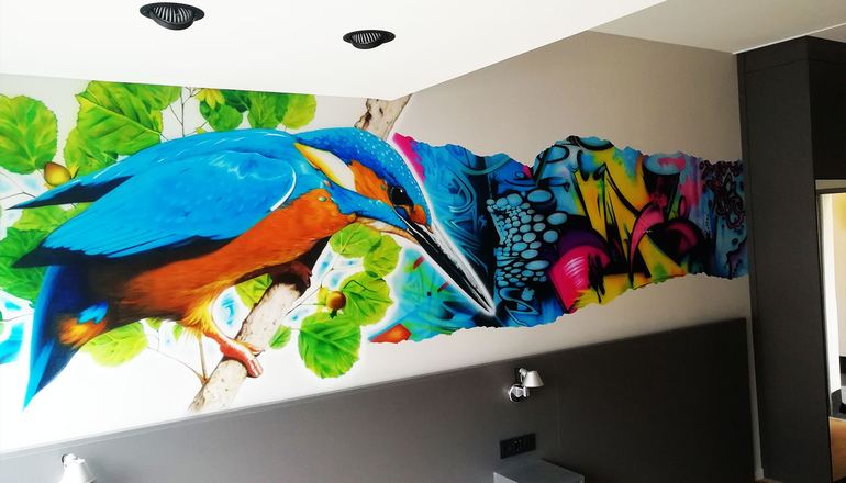 Wandmalerei: Eisvogel, Hotel am Triller, Saarbrücken